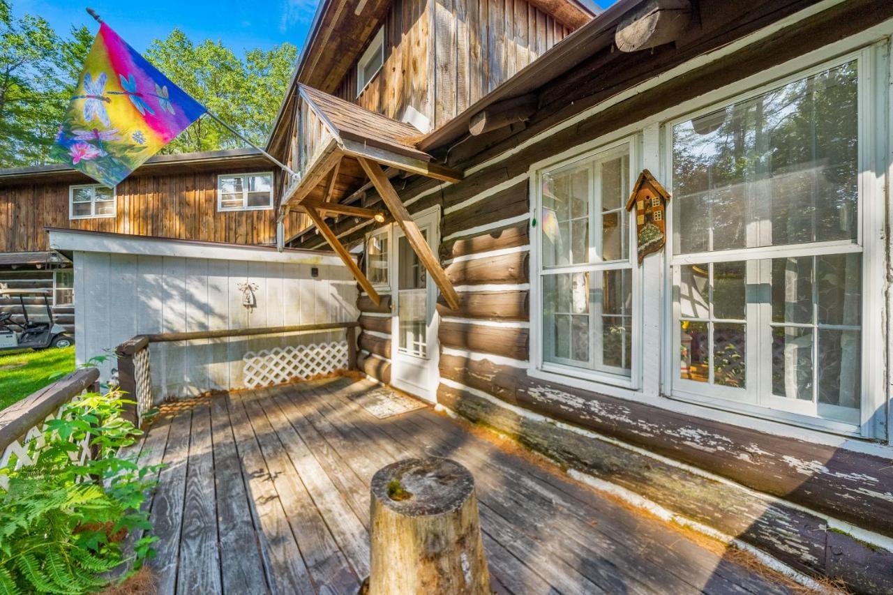 Cozy Condo By Tripp Lake Warrensburg Exterior photo